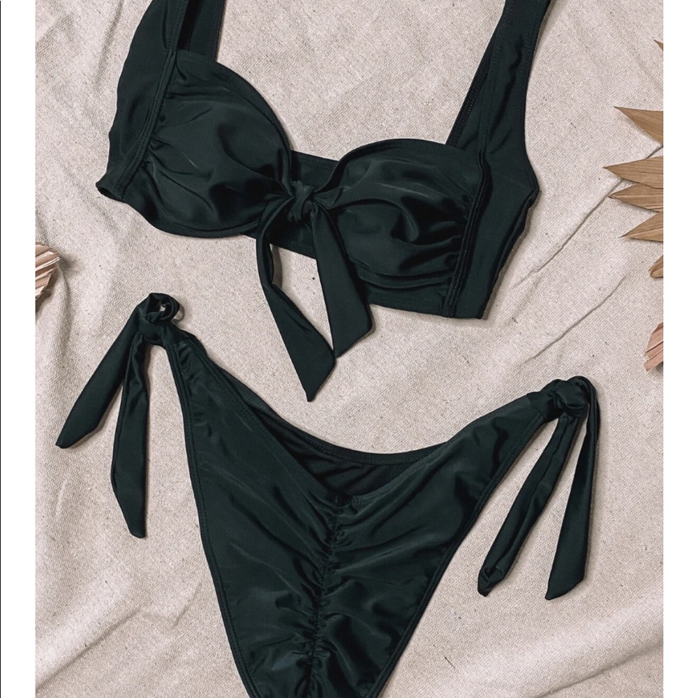 NWT by egreis Bora Bora Bikin Set